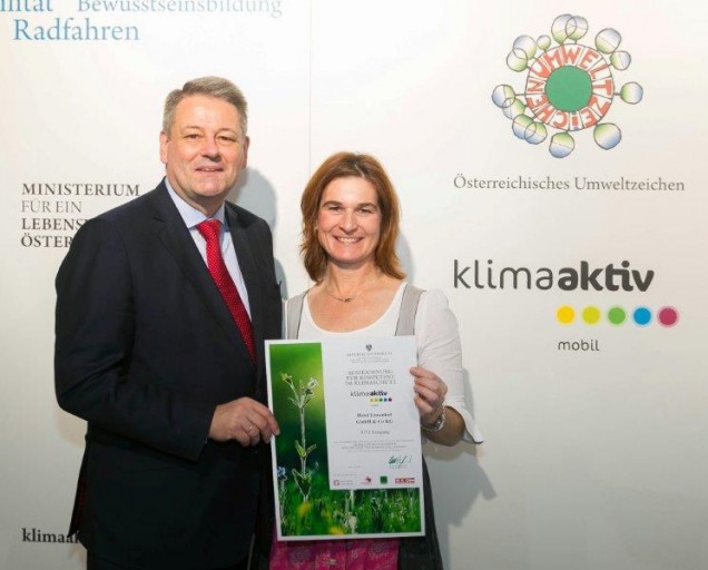 Klimaaktiv_Auszeichnung Löwe Jan 2015 Umweltminister Rupprechter 3